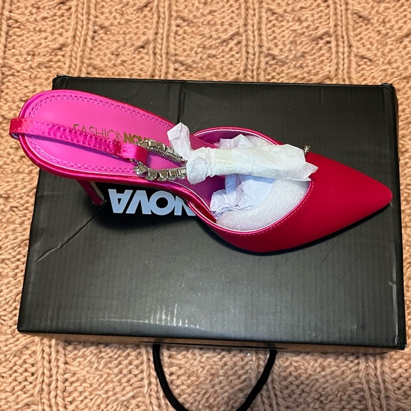 Satin pink heels w/ rhinestone ankle strap - Picture 3 of 3